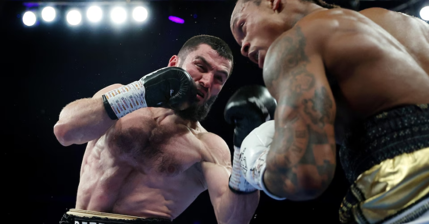 Beterbiev wins by TKO against Yarde and retains his three belts