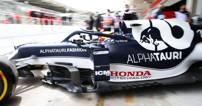 Video: AlphaTauri fire up 2023 F1 car for the first time