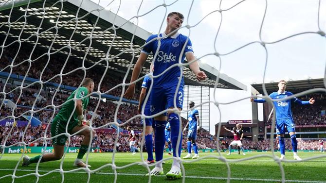 Premier League: Everton Suffers Second Consecutive Defeat in Premier League, Aston Villa Secures Convincing 4-0 Victory