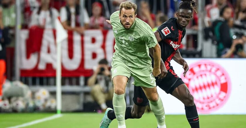 Late Drama in Bundesliga Showdown: Bayer Leverkusen Holds Bayern Munich to a 2-2 Draw